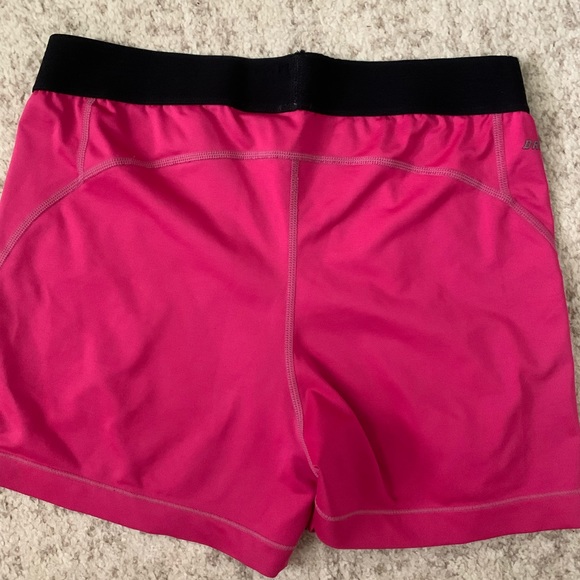 nike pros - Picture 2 of 2